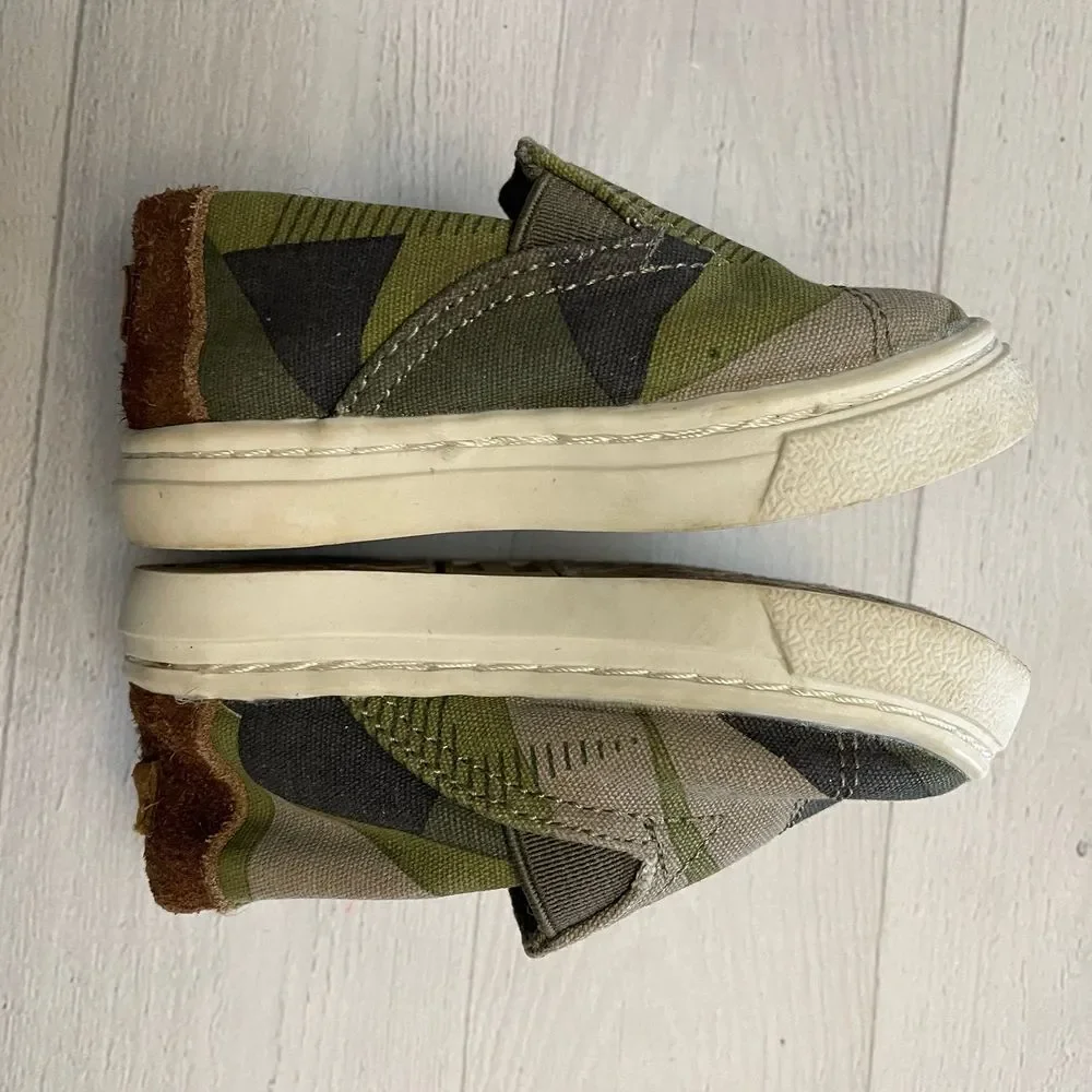 TOMS baby shoes toddler‎ 4